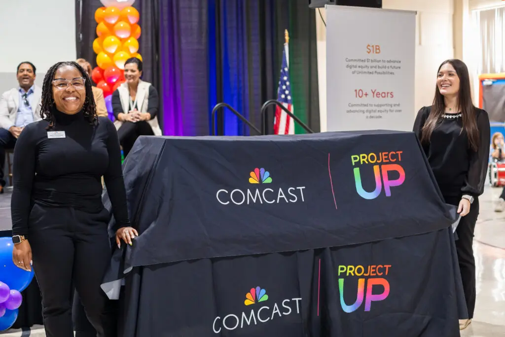 Bridging the digital divide and creating more digital learning opportunities, Comcast donated laptops to students as a part of their Digital Expansion Rally.