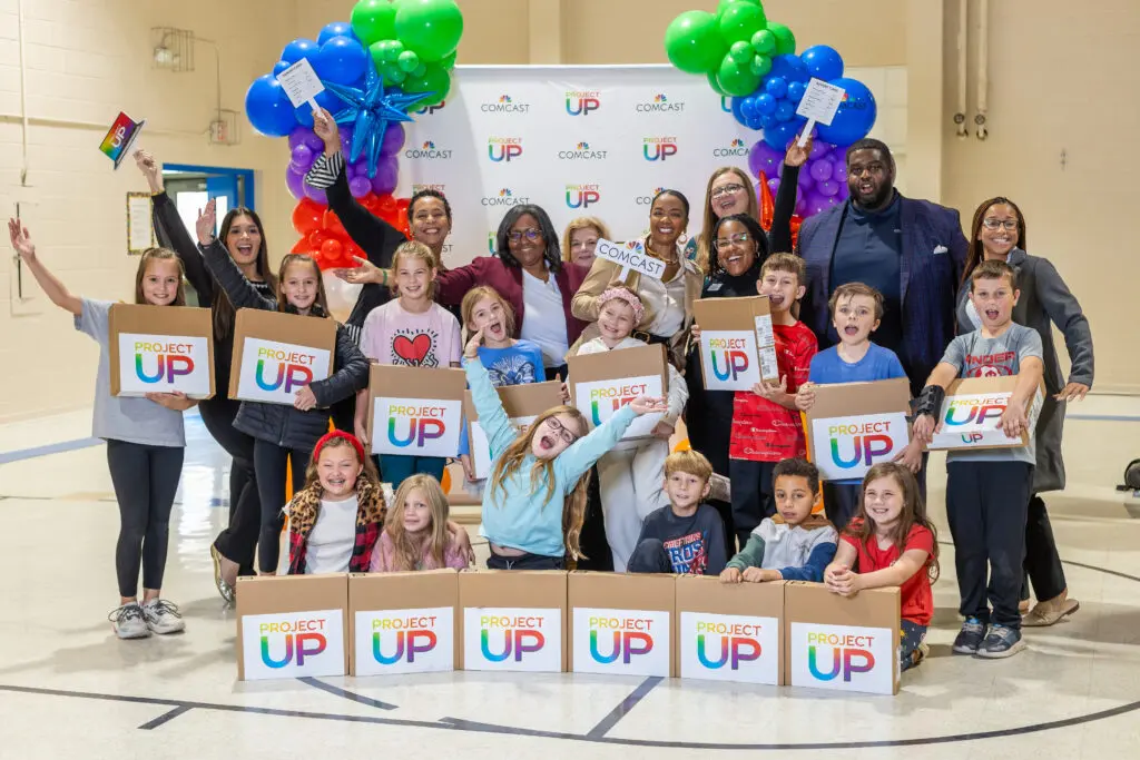 Bridging the digital divide and creating more digital learning opportunities, Comcast donated laptops to students as a part of their Digital Expansion Rally.