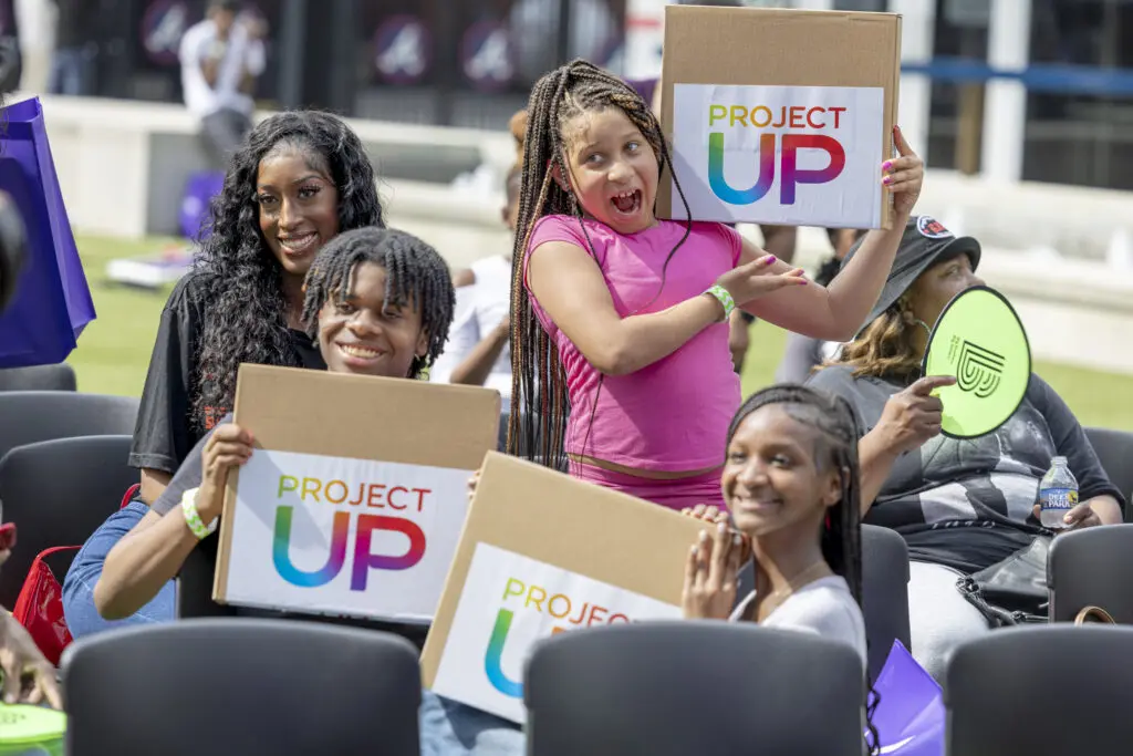 Comcast donates laptops to Big Brothers Big Sisters of Metro Atlanta to foster digital opportunity