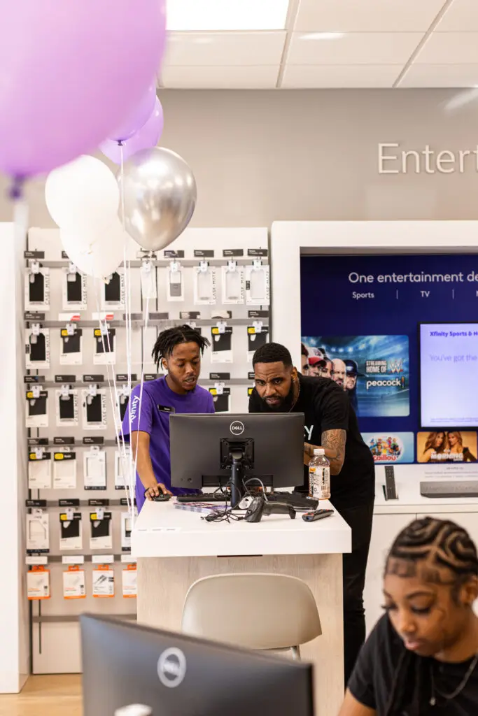 Comcast celebrates the grand opening of their first Tucker, Georgia Xfinity retail store open for both Xfinity and Comcast Business customers.