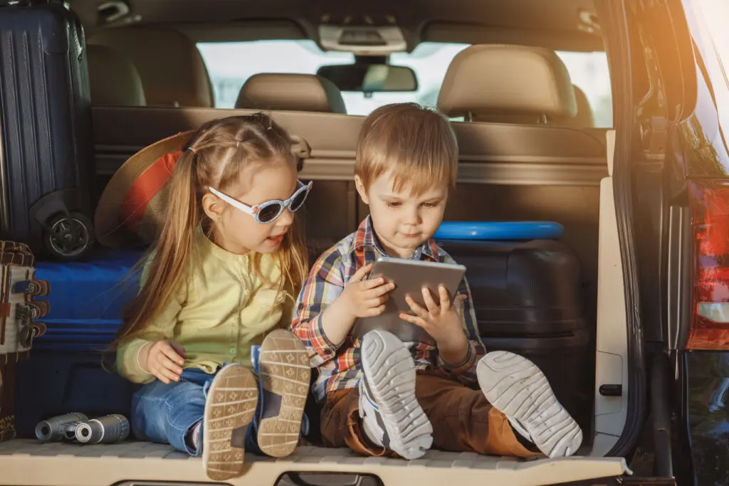 With Xfinity Mobile and WiFi, residents of the South enjoy high speed, reliable and secure streaming, gaming and talking with a free unlimited Xfinity mobile line.