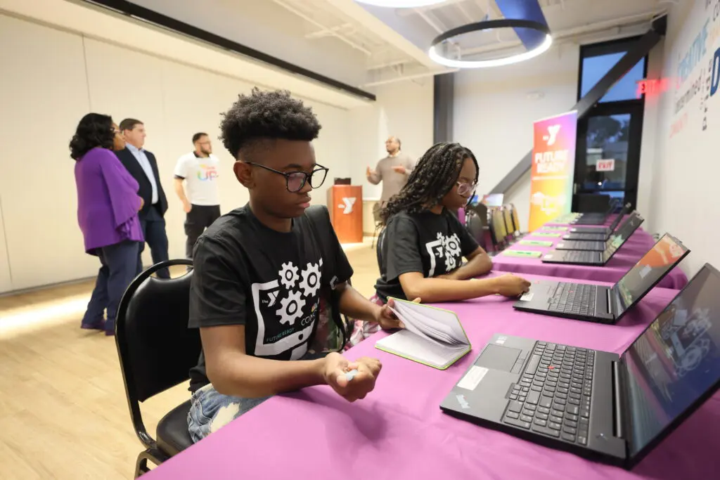 Comcast announces a $30,000 grant to support the YMCA of Memphis & the Mid-South’s Future Ready: Digital Skills for Tomorrow’s Workforce program