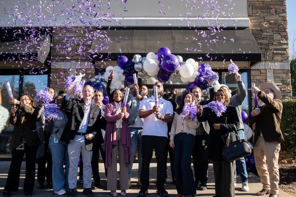 S. DeKalb Xfinity Store Opening